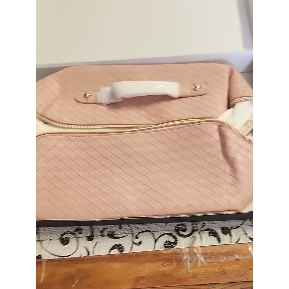 Vernassa Quilted Pink Travel Tote Bag with Gold Zipper